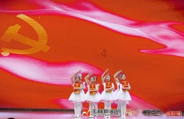逃离诡异小镇